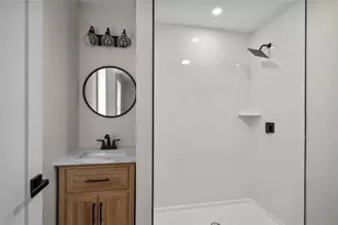 44 Puritan St, Providence, RI 02905 - Photo 3