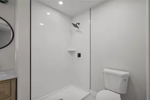 44 Puritan St, Providence, RI 02905 - Photo 5