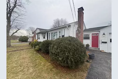 20 Commodore Avenue, Warwick, RI 02888 - Photo 5