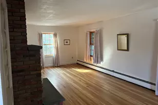 10 Jesse Davis Ln, Barrington, RI 02806 - Photo 11