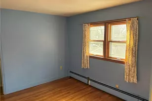 10 Jesse Davis Ln, Barrington, RI 02806 - Photo 9