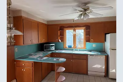 10 Jesse Davis Lane, Barrington, RI 02806 - Photo 9