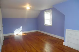 5 St Theresa Ave, Bristol, RI 02809 - Photo 9