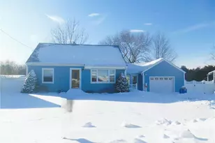 5 St Theresa Ave, Bristol, RI 02809 - Photo 1