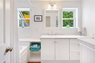 140 Connection Street, Newport, RI 02840 - Photo 23