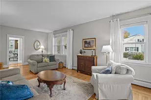 84 Enfield Ave, Providence, RI 02908 - Photo 9