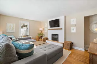 11 O Donnell Rd, Middletown, RI 02842 - Photo 5