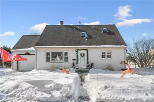 11 O Donnell Rd, Middletown, RI 02842 - Photo 3