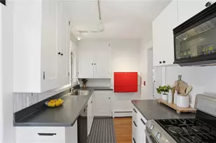 23 Richmond Ave, Barrington, RI 02806 - Photo 9