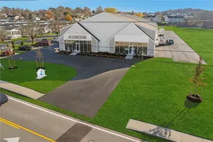 300 Coddington Hwy, Middletown, RI 02842 - Photo 1