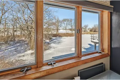 585 Meadow View Avenue, Warwick, RI 02889 - Photo 17