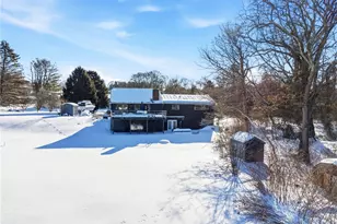 585 Meadow View Ave, Warwick, RI 02889 - Photo 29