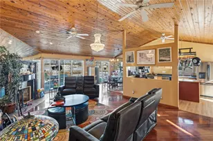 585 Meadow View Ave, Warwick, RI 02889 - Photo 11