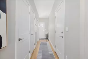 25 Franklin Rd, East Greenwich, RI 02818 - Photo 3