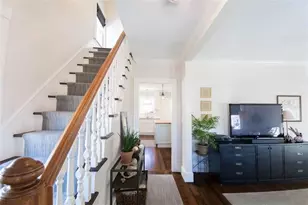 16 Carroll Ave, Newport, RI 02840 - Photo 13