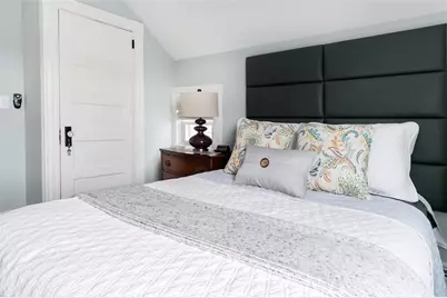 16 Carroll Avenue, Newport, RI 02840 - Photo 15