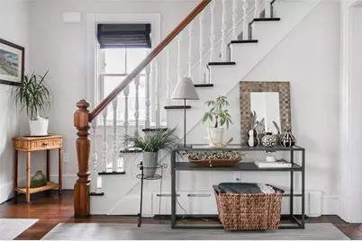 16 Carroll Avenue, Newport, RI 02840 - Photo 5