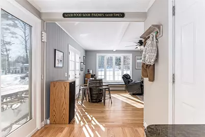 170 Medford Street, Warwick, RI 02889 - Photo 15