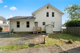 1875 Smith St, North Providence, RI 02911 - Photo 33