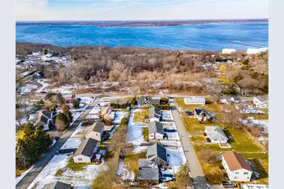 25 Mathew Road, Tiverton, RI 02878 - Photo 9