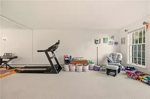 141 Laurel Ridge Ln, North Kingstown, RI 02852 - Photo 5