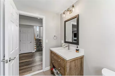 18 Anama Avenue, East Providence, RI 02916 - Photo 37