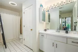 385 Westminster St, Providence, RI 02903 - Photo 11