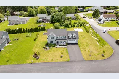 142 Ferreira Avenue, Portsmouth, RI 02871 - Photo 43