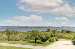 142 Ferreira Ave, Portsmouth, RI 02871 - Photo 31