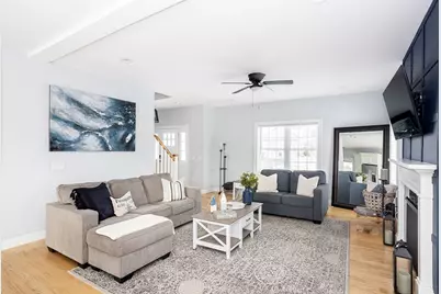 142 Ferreira Avenue, Portsmouth, RI 02871 - Photo 5