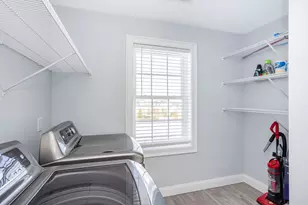 142 Ferreira Ave, Portsmouth, RI 02871 - Photo 15