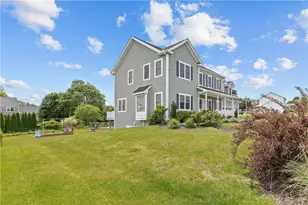 142 Ferreira Ave, Portsmouth, RI 02871 - Photo 41