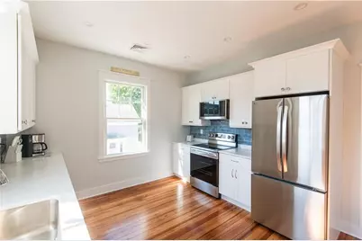 34 Harrison Avenue, Newport, RI 02840 - Photo 11