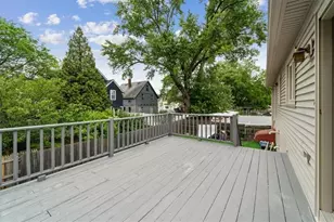 325 Northup St, Cranston, RI 02905 - Photo 27