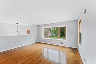 325 Northup St, Cranston, RI 02905 - Photo 11