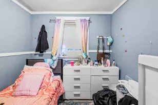 76 Sylvian St, Central Falls, RI 02863 - Photo 17