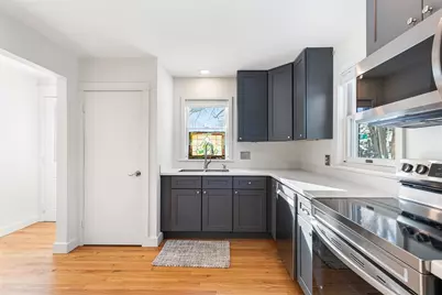 31 Washington Street, Warren, RI 02885 - Photo 5