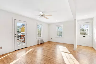 31 Washington Street, Warren, RI 02885 - Photo 9