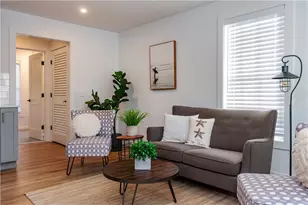 32 Exchange St, East Greenwich, RI 02818 - Photo 15