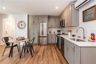 32 Exchange St, East Greenwich, RI 02818 - Photo 11