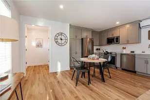 32 Exchange St, East Greenwich, RI 02818 - Photo 9