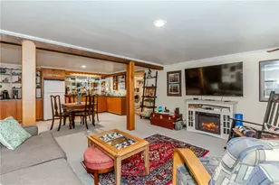 10 Smithfield Dr, Middletown, RI 02842 - Photo 33