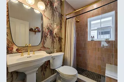 461 Spring Street, Newport, RI 02840 - Photo 17