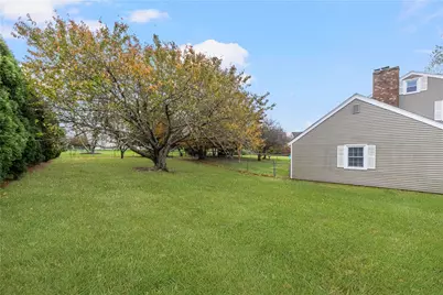 18 Coggeshall Way, Middletown, RI 02842 - Photo 41