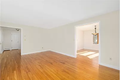 18 Coggeshall Way, Middletown, RI 02842 - Photo 9