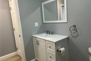 728 Beverage Hill Ave, Pawtucket, RI 02861 - Photo 15