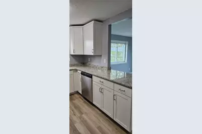 728 Beverage Hill Avenue #35, Pawtucket, RI 02861 - Photo 5