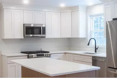 33 Hemlock Avenue, Cranston, RI 02910 - Photo 5