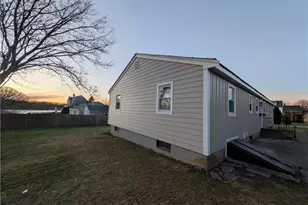 4 Almy Ct, Newport, RI 02840 - Photo 3