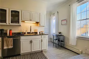 102 Broadway, Newport, RI 02840 - Photo 3